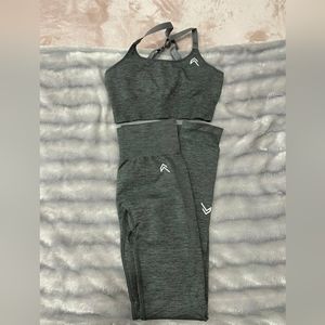 Oner Active leggings and sports bra set